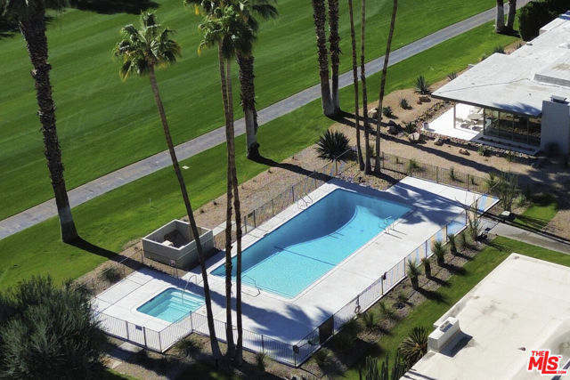 6 Cody Court, Rancho Mirage CA: https://media.crmls.org/mediaz/c29d751d-1e45-45f2-a651-22ea7812a3f0.jpg