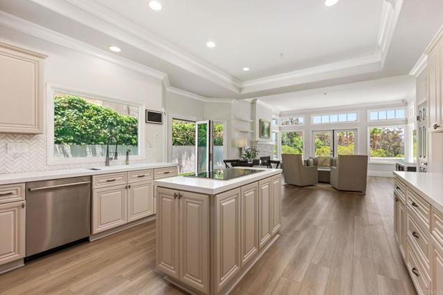 4470 Caminito Tecera, Del Mar CA: https://media.crmls.org/mediaz/c29dbc87-7cdb-4998-84df-b510f9adb3d1.jpg