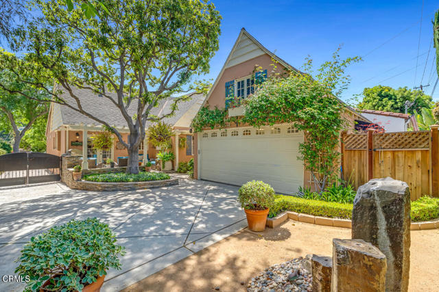 110 Glen Summer Road, Pasadena CA: https://media.crmls.org/mediaz/c29efb84-8b70-413a-9d98-bb95c4b0b187.jpg