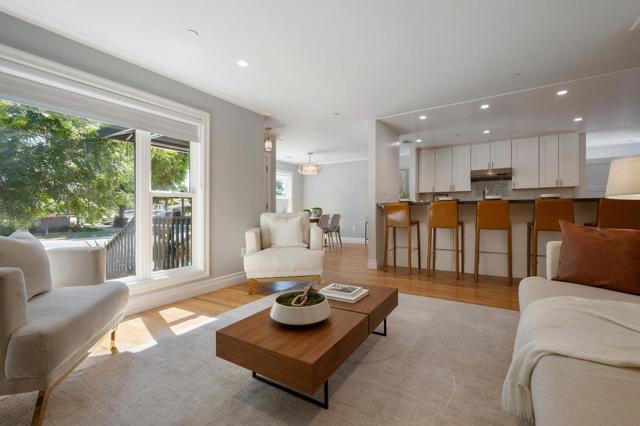 3813 Pasadena Drive, San Mateo CA: https://media.crmls.org/mediaz/c29ff276-d64c-4112-b45d-340bf735798b.jpg