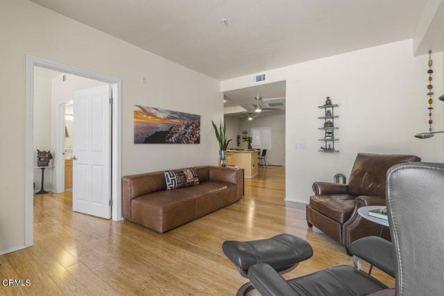 Detail Gallery Image 15 of 34 For 436 Poli St #311,  Ventura,  CA 93001 - 2 Beds | 2 Baths