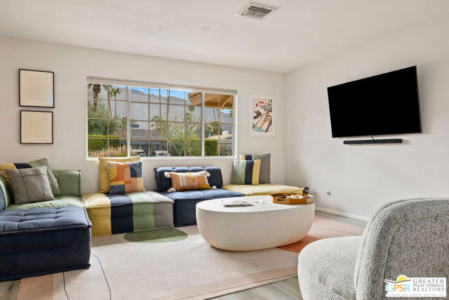 1334 S San Joaquin Drive, Palm Springs CA: https://media.crmls.org/mediaz/c2a08217-aee4-41e1-822a-8028fb76716f.jpg