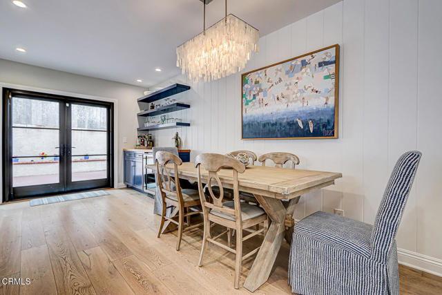 Detail Gallery Image 11 of 27 For 1202 1st St, Hermosa Beach,  CA 90254 - 3 Beds | 2 Baths