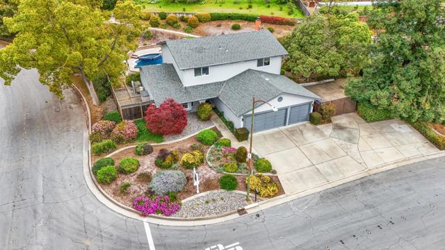 Image 49 of 59 For 606 Mindy Way