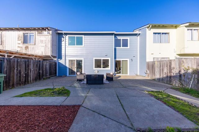 55 Saint James Court, Daly City CA: https://media.crmls.org/mediaz/c2a36e17-ffb7-4ef3-aaf1-f35a41e0a24c.jpg