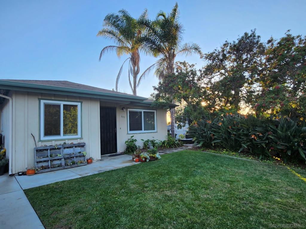 647 Burkshire Ave.