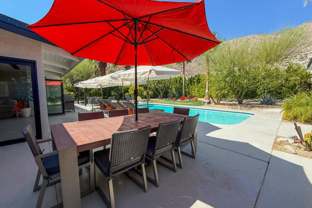 783 N Rose Avenue, Palm Springs CA: https://media.crmls.org/mediaz/c2a472e5-ca0d-416a-8bc9-9293c334dc25.jpg