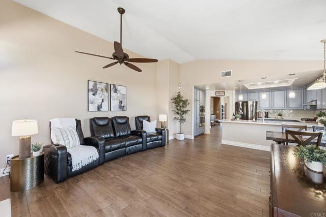 Detail Gallery Image 8 of 36 For 1201 Halley Ct, Chula Vista,  CA 91911 - 3 Beds | 2 Baths