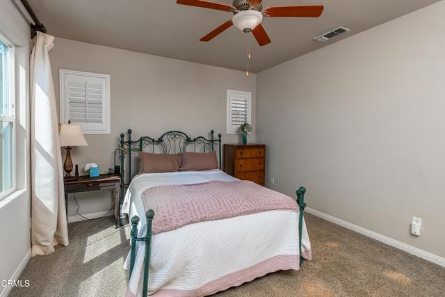 Detail Gallery Image 5 of 31 For 1927 Holt Rinehart Ave, Bakersfield,  CA 93311 - 3 Beds | 3 Baths