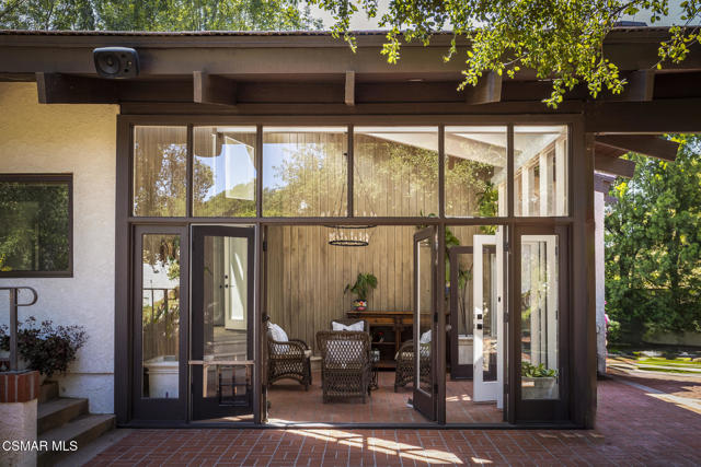 4525 Rayburn Street, Westlake Village CA: https://media.crmls.org/mediaz/c2a66975-b277-4330-897d-2baa366a990b.jpg