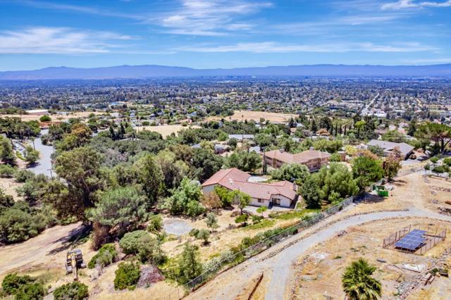 15231 Skyview Drive, San Jose CA: https://media.crmls.org/mediaz/c2a73066-11e2-435f-8e37-bc94ff02a50b.jpg