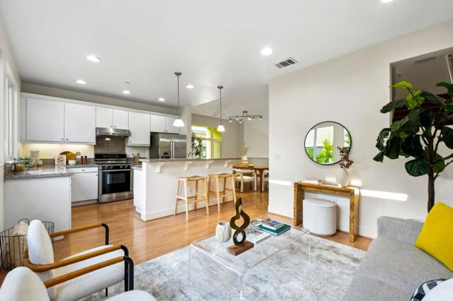 3812 Quail Drive, Palo Alto CA: https://media.crmls.org/mediaz/c2a79125-66cc-4deb-9542-245463a4ae77.jpg