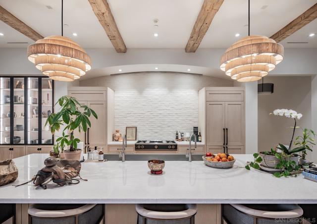 14783 Roxbury Terr., Rancho Santa Fe CA: https://media.crmls.org/mediaz/c2a82ae8-2762-44dd-bd42-2be11567f1af.jpg