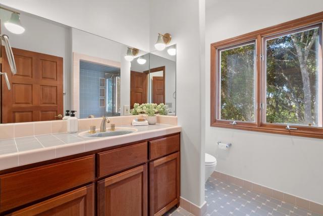 625 Quail Run, Aptos CA: https://media.crmls.org/mediaz/c2a8a6ae-b30c-4047-867a-5dedfc086d76.jpg