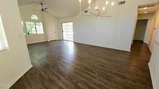 Detail Gallery Image 7 of 23 For 574 Charles St, Moorpark,  CA 93021 - 2 Beds | 2 Baths