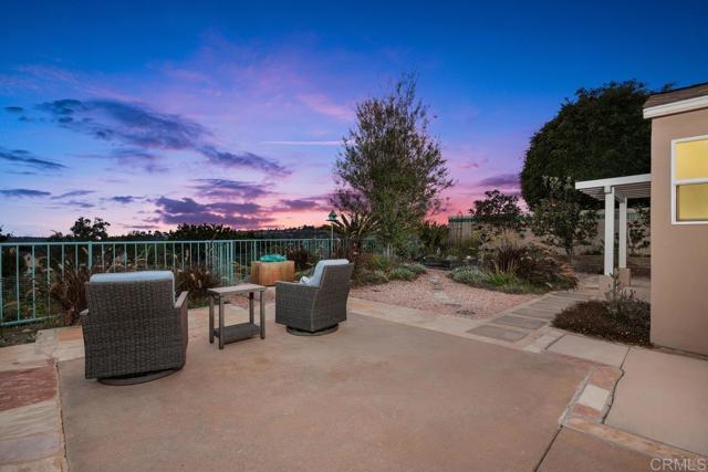 Detail Gallery Image 3 of 45 For 4459 Dorchester Pl, Carlsbad,  CA 92010 - 3 Beds | 2 Baths