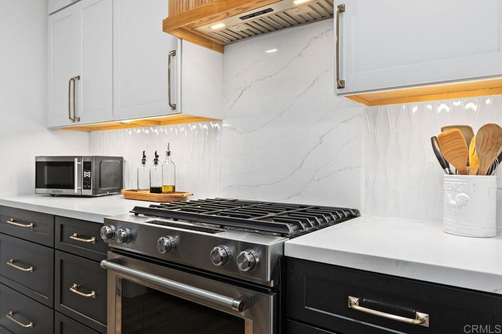 7057 Estrella De Mar Road - photo 11