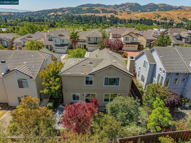 120 Woodcrest Dr, San Ramon CA: https://media.crmls.org/mediaz/c2aa295e-f61c-44ce-b2e5-8c299d289e95.jpg