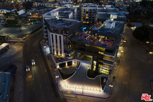 1331 N Cahuenga Boulevard, Los Angeles CA: https://media.crmls.org/mediaz/c2ab7b3b-6cb5-4ce8-9965-335f96059c74.jpg