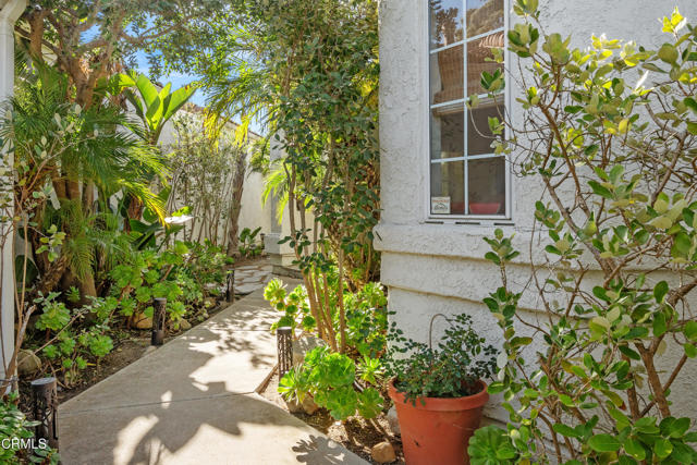 Detail Gallery Image 7 of 71 For 2127 Bermuda Dunes Pl, Oxnard,  CA 93036 - 2 Beds | 2 Baths