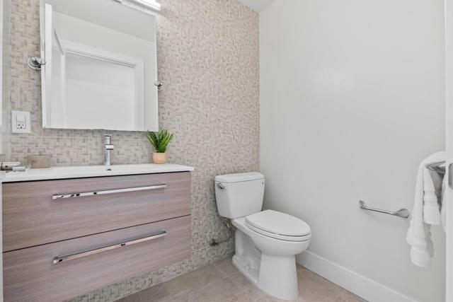 691 Dunholme Way, Sunnyvale CA: https://media.crmls.org/mediaz/c2ac1278-eb4f-4fc2-90e7-9a2aa813e67b.jpg