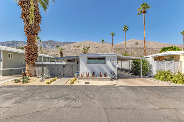 69 Nile Street, Palm Springs CA: https://media.crmls.org/mediaz/c2ac1e57-5a64-4b02-bd5e-b625d8705a65.jpg