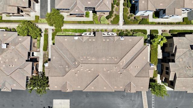 10850 Serafina Ln, San Diego, California 92128, 2 Bedrooms Bedrooms, ,2 BathroomsBathrooms,Condominium,For Sale,Serafina Ln,240017754SD