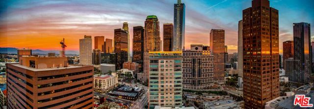 1100 Wilshire Boulevard, Los Angeles CA: https://media.crmls.org/mediaz/c2ae65ab-61bd-46cc-8453-c38095db6f63.jpg