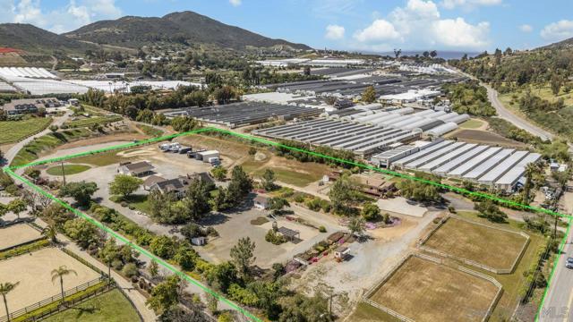 3232 N Twin Oaks Valley Rd, San Marcos CA: https://media.crmls.org/mediaz/c2ae9347-0d7e-4d80-96ba-de882cf38fbb.jpg