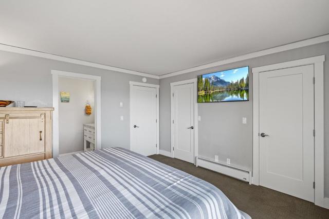 116 Monterey Dunes Way, Moss Landing CA: https://media.crmls.org/mediaz/c2aee176-86f2-4153-90be-2c58cb1f0072.jpg