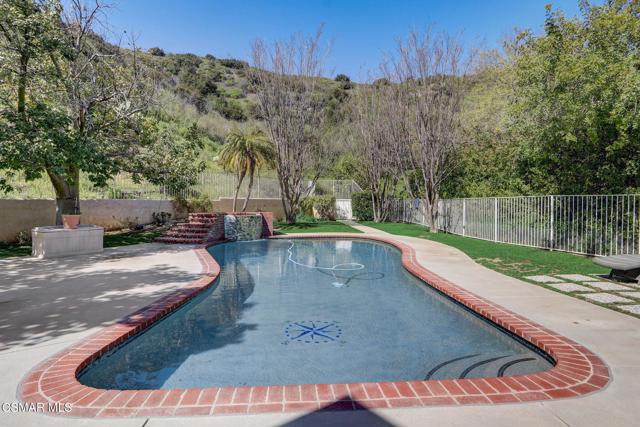 7 Bell Canyon Road, Bell Canyon CA: https://media.crmls.org/mediaz/c2aef83c-3a03-4683-979d-92e9a18b3599.jpg