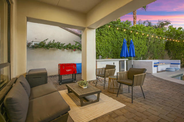 81107 Carefree Drive, Indio CA: https://media.crmls.org/mediaz/c2aefa60-0592-4730-844f-eea2ab4ae84e.jpg