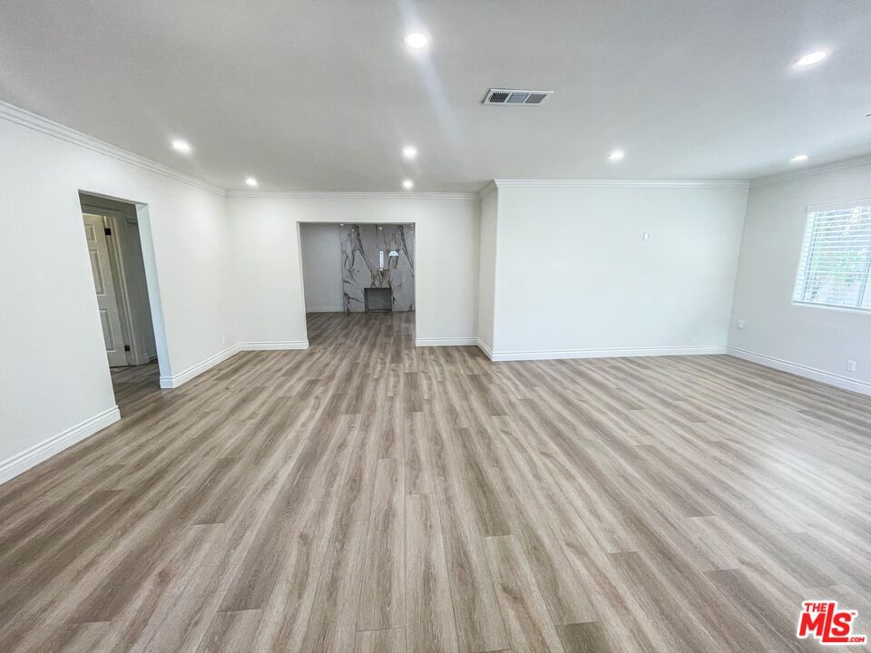 MLS #26855385 image #1