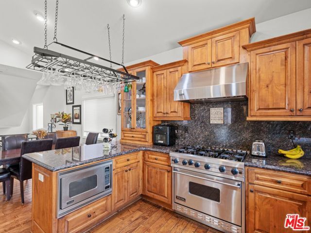 520 Elena Avenue, Redondo Beach, California 90277, 4 Bedrooms Bedrooms, ,2 BathroomsBathrooms,Residential,For Sale,Elena,25537523