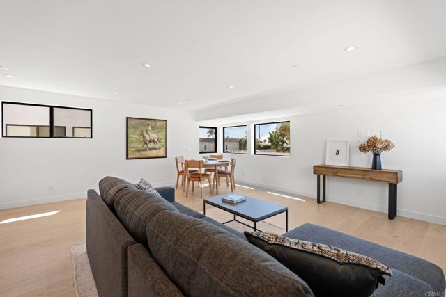 Image 37 of 58 For 2052 Montgomery Avenue