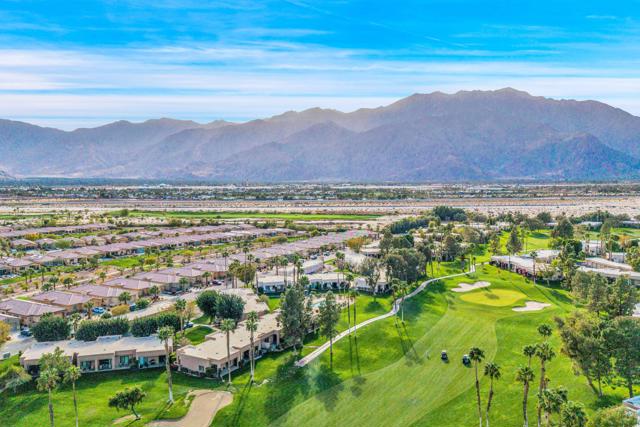 67440 S Chimayo Drive, Cathedral City CA: https://media.crmls.org/mediaz/c2b02cb2-5865-4e01-b032-bdf9022f6f4a.jpg