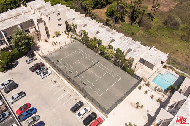 23901 Civic Center Way, Malibu CA: https://media.crmls.org/mediaz/c2b155ed-1540-46ca-ba4c-9cb534a27902.jpg