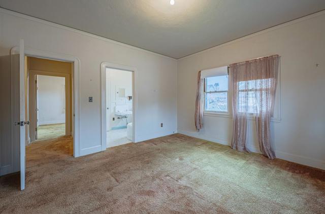 4705 Crystal Street, Capitola CA: https://media.crmls.org/mediaz/c2b29d66-5842-437b-8b64-2f5875bd0fe8.jpg
