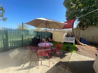 950 71st Avenue, Oakland CA: https://media.crmls.org/mediaz/c2b35541-1e90-4f72-ac66-50ed3fdc6c7b.jpg