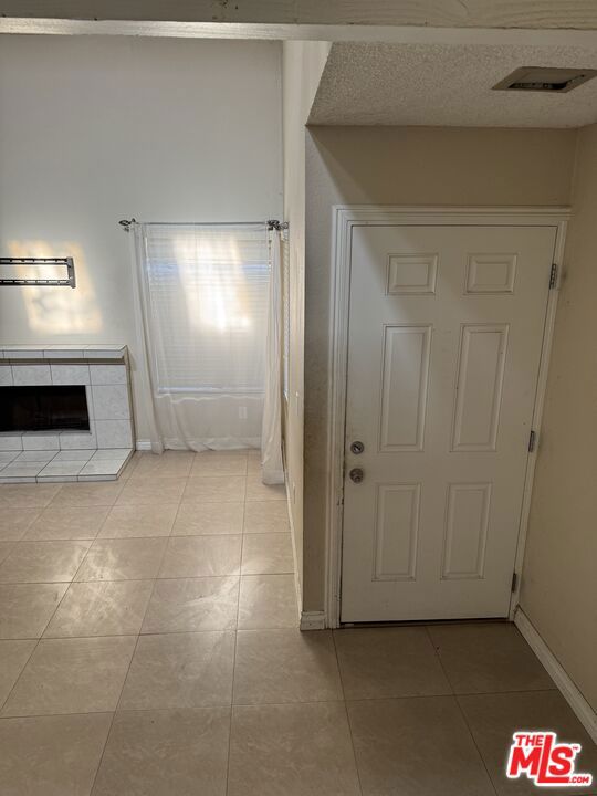 6267 Grand Valley Trail, Jurupa Valley CA: https://media.crmls.org/mediaz/c2b48ec3-ad44-4b8d-b86e-e3dfc695a707.jpg