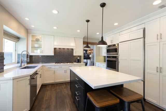 92 Hillview Drive, Danville CA: https://media.crmls.org/mediaz/c2b5007a-06f2-4a16-bdee-c67f108263de.jpg