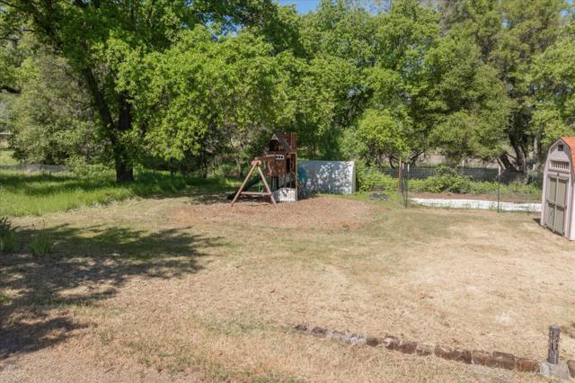 10207 Pool Station Road, Angels Camp CA: https://media.crmls.org/mediaz/c2b740b1-e1bf-4ecd-9973-da2b446ac79a.jpg