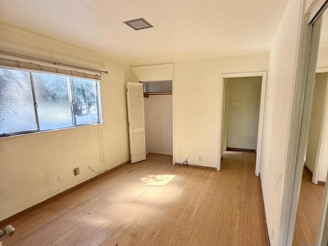 2315 Berry St, Lemon Grove CA: https://media.crmls.org/mediaz/c2b82c96-0c3c-403e-8e77-993ef737d8e5.jpg