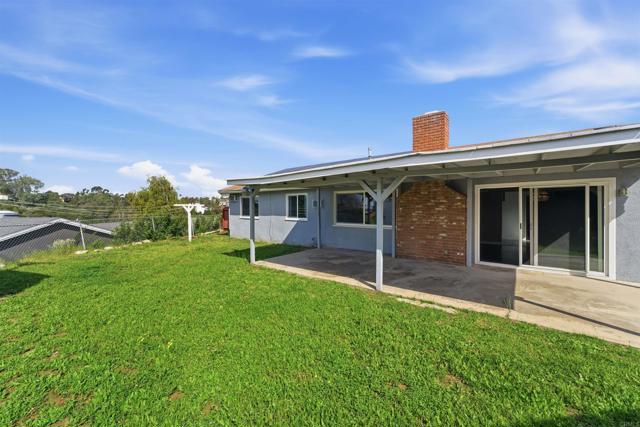 Detail Gallery Image 22 of 35 For 4975 Loris Street, San Diego,  CA 92105 - 3 Beds | 2 Baths