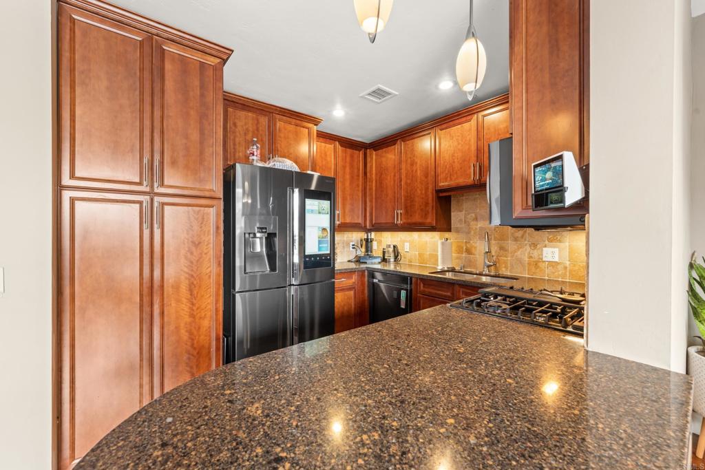 3972 Albatross Street - photo 9