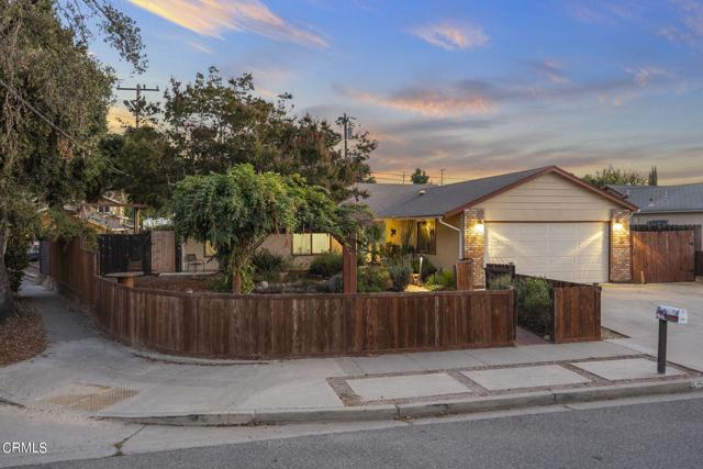 Detail Gallery Image 1 of 15 For 50 Valley Ridge St, Ojai,  CA 93023 - 3 Beds | 2 Baths