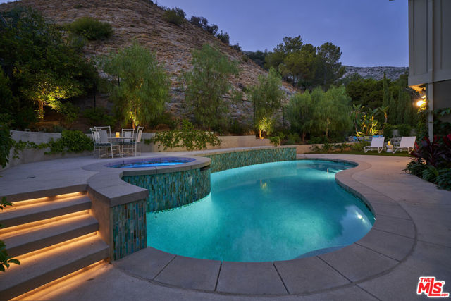 6435 Innsdale Drive, Los Angeles CA: https://media.crmls.org/mediaz/c2bc5a66-d35e-4ba0-a4c3-5ca7c9ca1106.jpg