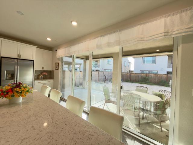 5955 Vantage Street, Sacramento CA: https://media.crmls.org/mediaz/c2bd0d01-5bba-465e-8c3c-946b031ce66f.jpg