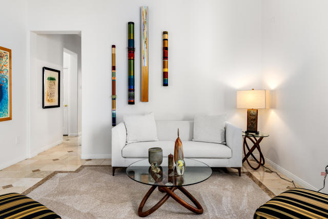 78210 Gray Hawk Drive, Palm Desert CA: https://media.crmls.org/mediaz/c2bd5a5a-83d0-4248-929e-452fd77356dd.jpg