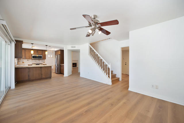 45478 Masters Drive, Temecula CA: https://media.crmls.org/mediaz/c2bf78d0-c200-4b87-afb3-5ba359d8948f.jpg